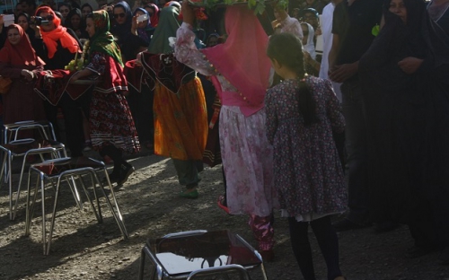 جشنواره شیره پزی روستای مانیزان به روایت تصویر