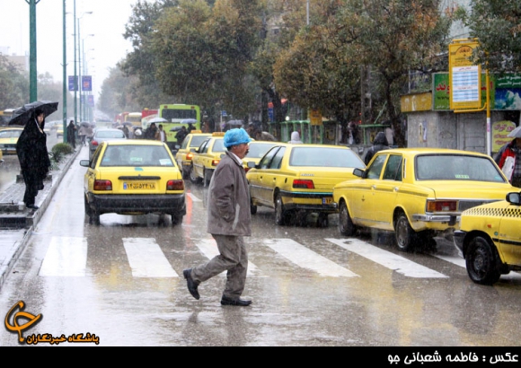 ترنم باران پاییزی در همدان‎