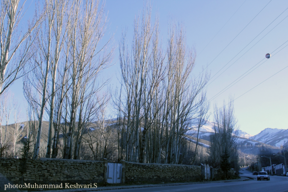 نمایی از جاده گنجنامه در همدان