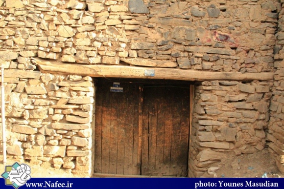 روستای خاکو