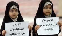 چشم‌ها مانند باران می‌بارید