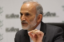 نماینده مردم همدان و فامنین در مجلس شورای اسلامی تأکید کرد: قاطعیت و هوشیاری در برابر مدعیان حقوق بشر، شرط لازم مذاکرات هسته‌ای