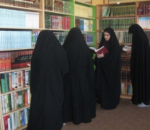 بانوان با تحصیل در حوزه های علیمه به مسائل دینی و اعتقادی مسلح شوند