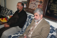 جای تاسف دارد که دشمنان از روند مذاکرات باخبرند ولی مردم با خبر نیستند/مسئولین یادشان باشد که از خطوط قرمز عبور نکنند