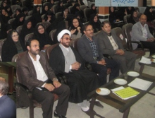 معلمان امانتداران جامعه انسانی هستند