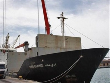 «کشتی نجات» به آب‌های آزاد مقابل یمن رسید/ انتظار یمنی‌ها در سواحل یمن