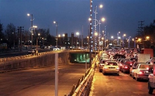 بابت شیب تند پل بارها به شهرداری تذکر دادیم