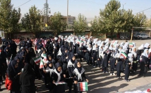 زنگ علم در مدارس ملایر نواخته شد