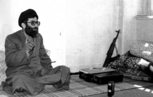 اسلحه شخصی مقام معظم رهبری/عکس 