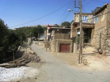 ملحمدره ای‌ها همچنان چوب می‌سوزانند 