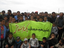  همایش پیاده روی خانوادگی در روستای ازوندره بخش شیرین سو