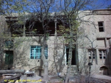  خانه ی ۳۵۰ ساله شاعر “آتش در نیستان” در روستای بوبوک آباد قهاوند