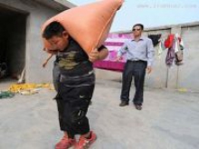 این دانش آموزعجب قدرتی دارد!+تصاویر 