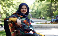 اولین زنی که لیگ فوتبال ایران را گزارش کرد +تصویر