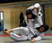  بانوان بسيجي جودوکار همدان در سكوي اول ايستادند